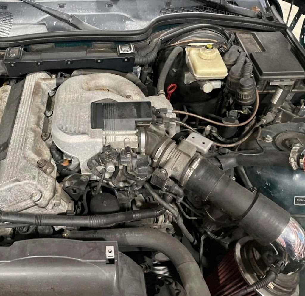Performance Air Intake for BMW 3 Series/Z3 (1996-1999) with 1.9L Engine Black