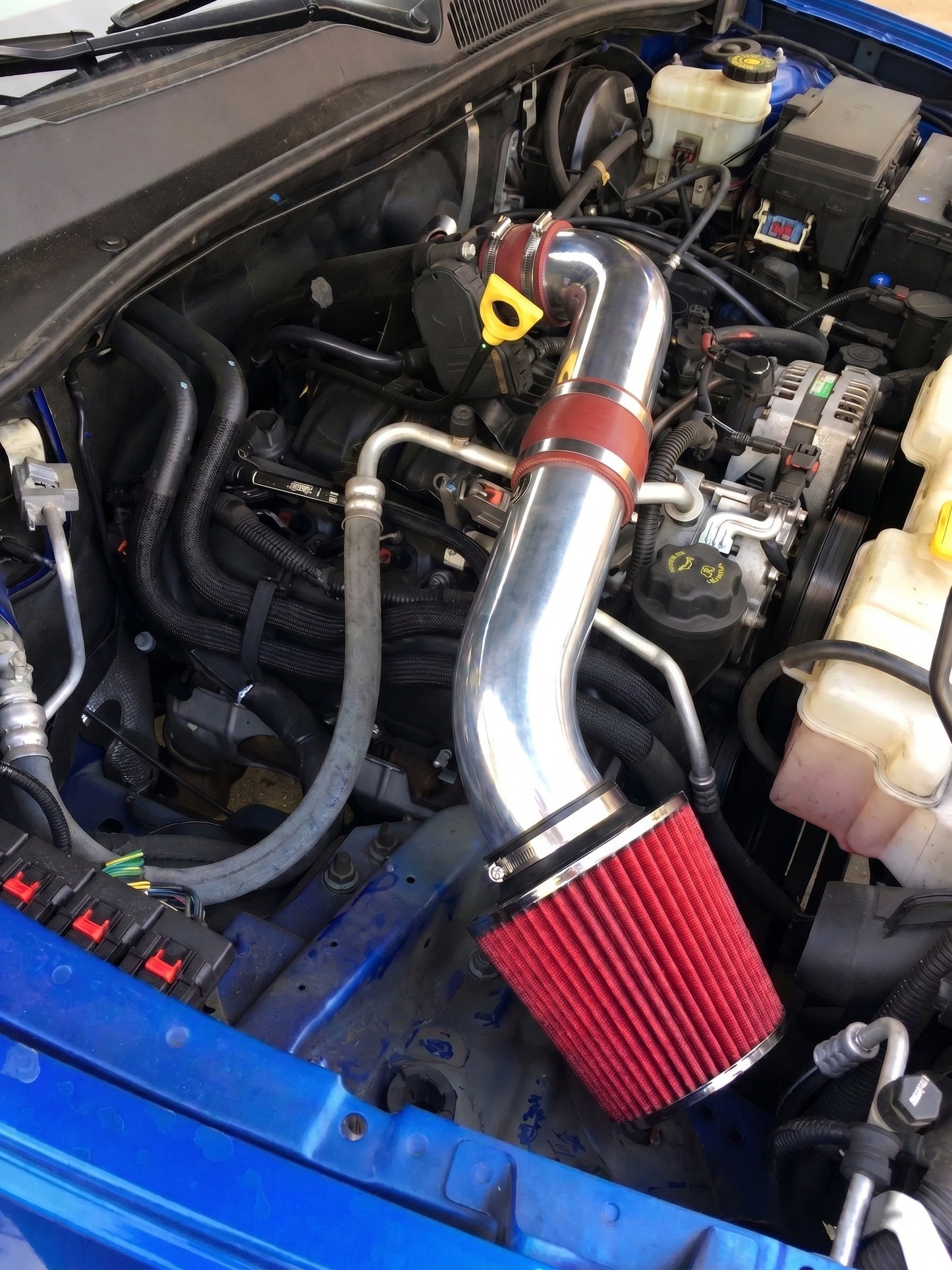 Cold Air Intake for Dodge Nitro (2007-2010) 3.7L Engine - Red
