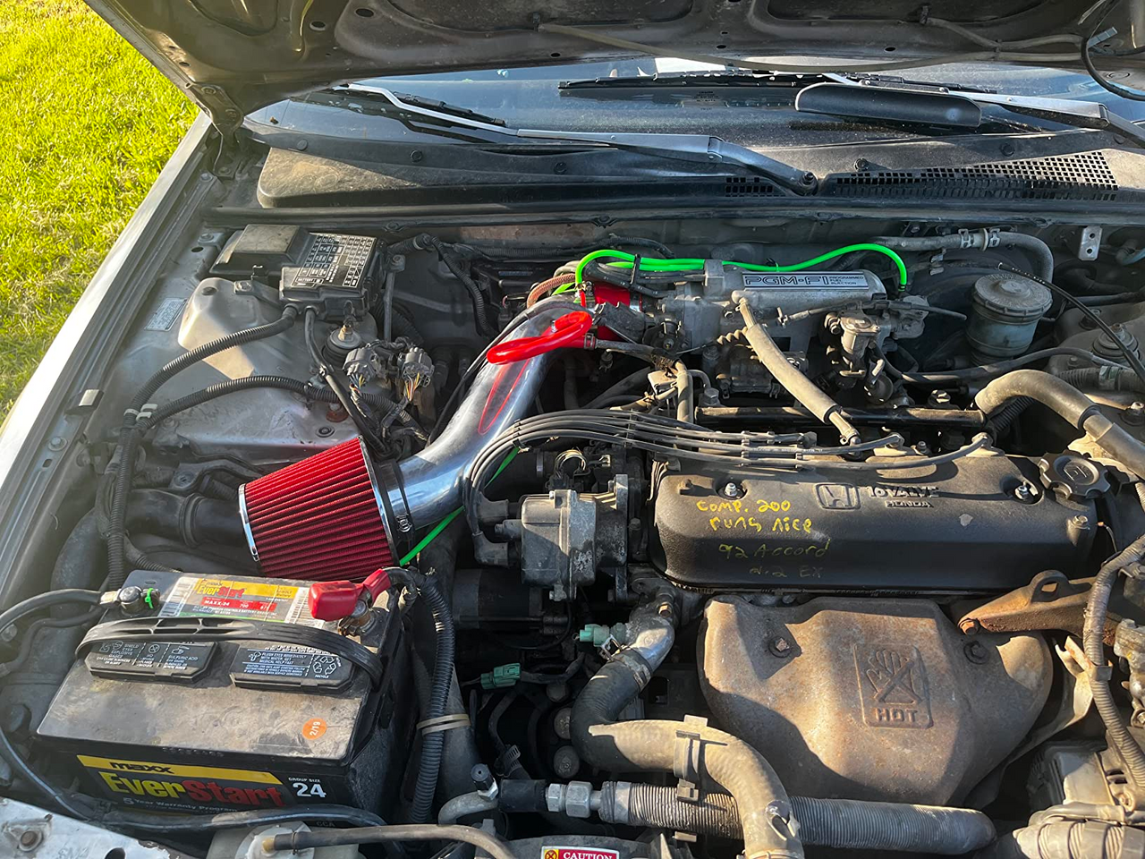 Cold Air Intake for Honda Accord DX/LX/EX/EX-R/SE (1990-1993) with 2.2L Engine RED