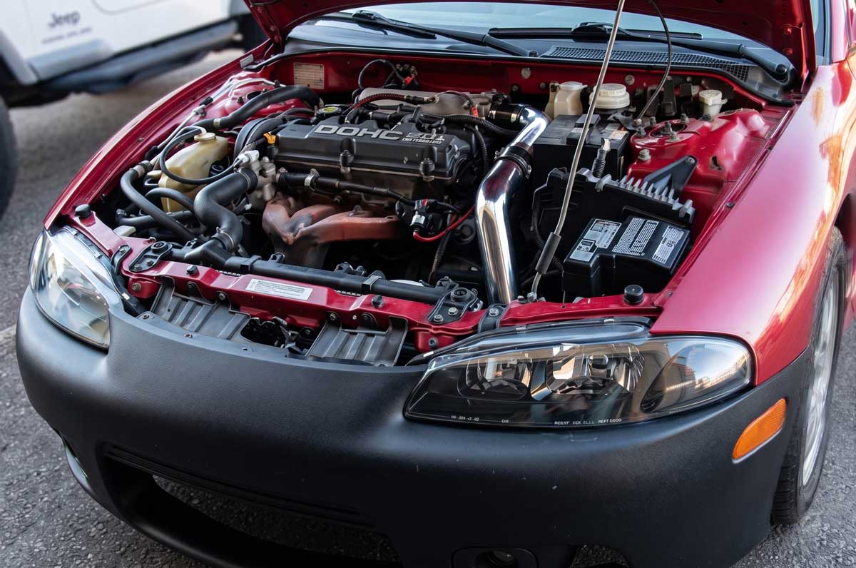 Admisión de aire frío para Mitsubishi Eclipse (1995-1999) con motor L4 de 2.0L sin turbo, color rojo
