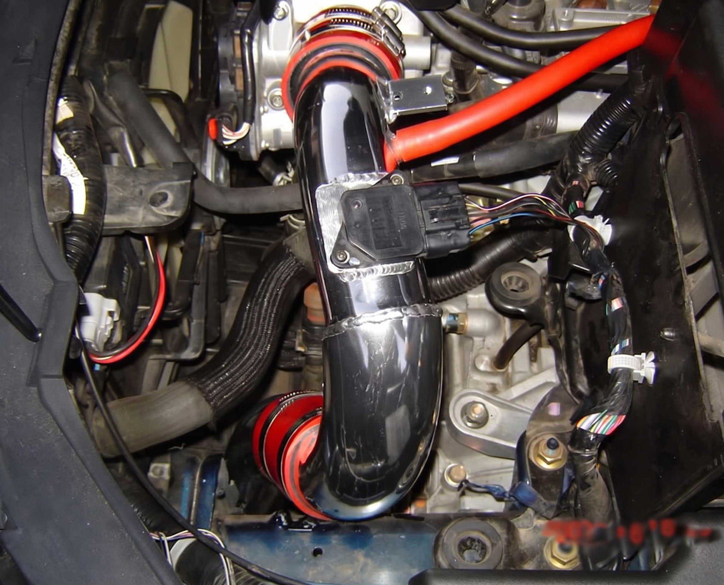 Admission d'air froid pour Mazda 3 (2004-2009) moteurs 2.0L et 2.3L - Rouge