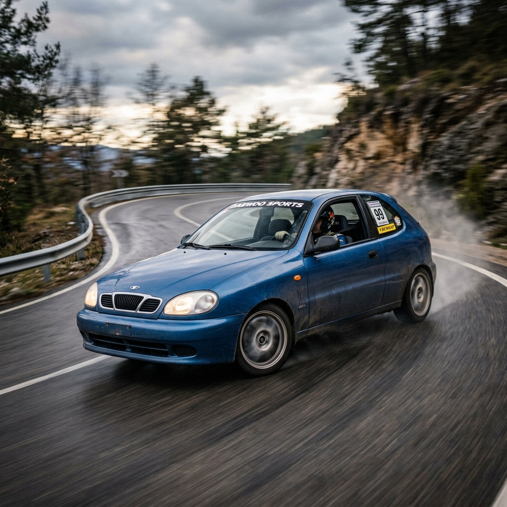 Action Shot: Daewoo Lanos,Leganza Driving Fast