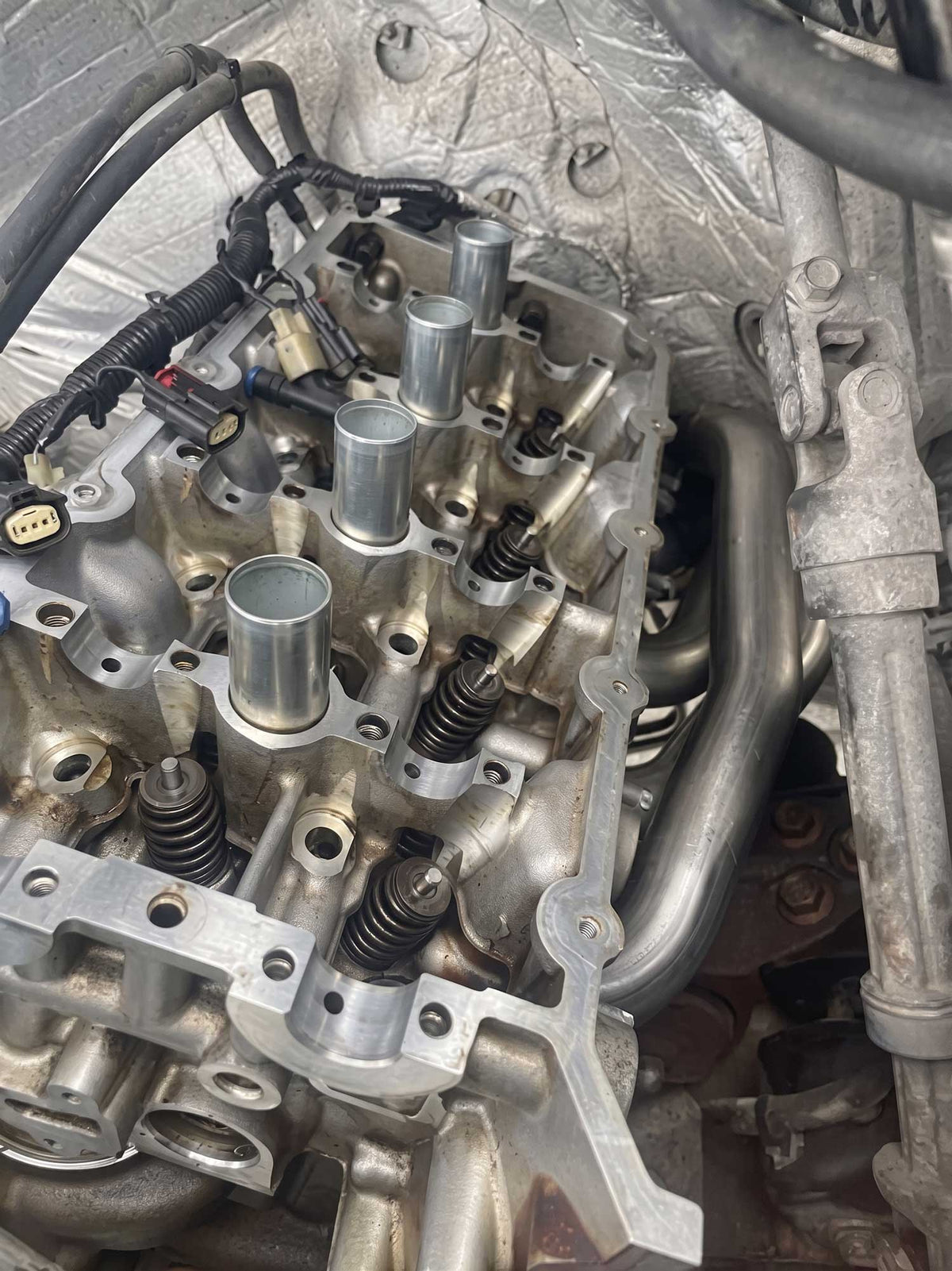 Shorty Performance Headers for Ford F150 (2011-2017) 5.0L Engine