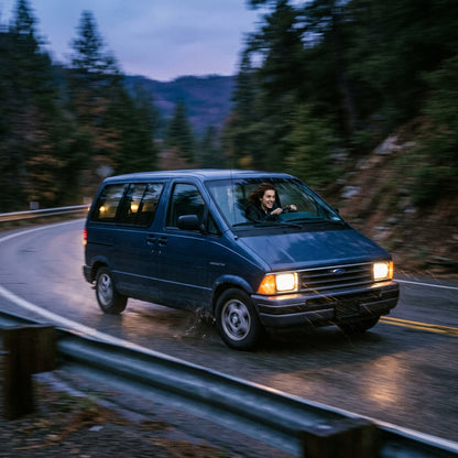 Action Shot: Ford Aerostar Driving Fast