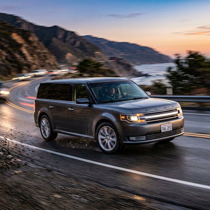 Action Shot: Ford Flex Driving Fast