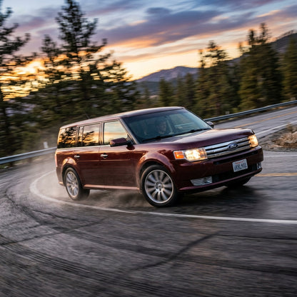 Action Shot: Ford Flex Driving Fast