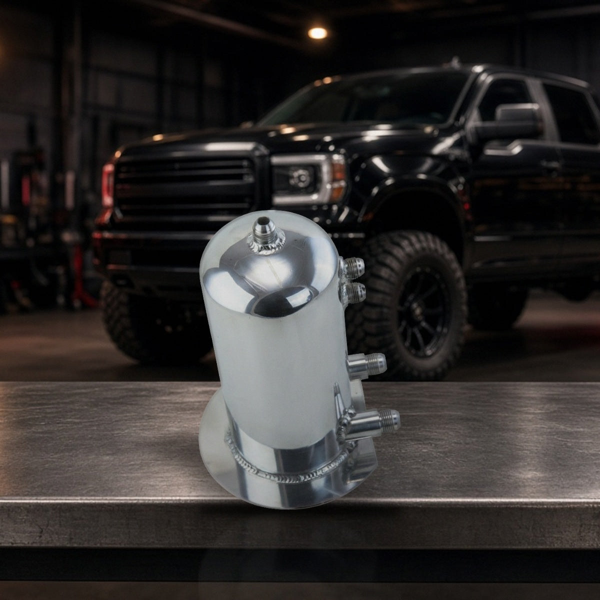Universal Alloy Fuel Surge Tank Fuel Pump AN8 Fitting 2.5L .66 Gallon on a garage workbench