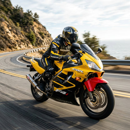 Action Shot: Honda CBR600F4i Driving Fast