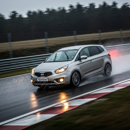 Action Shot: Kia Rondo Driving Fast