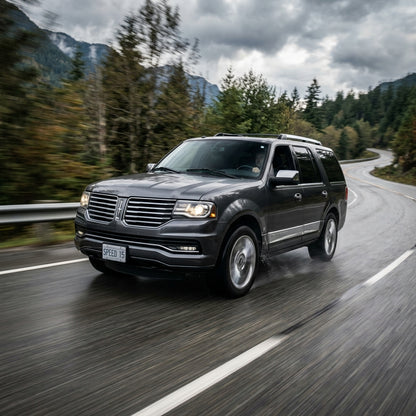 Action Shot: Lincoln Navigator Driving Fast
