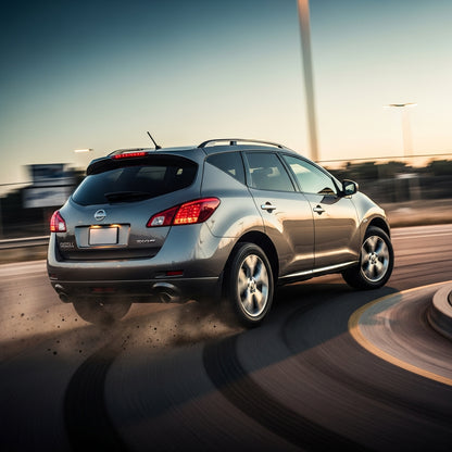 Action Shot: Nissan Murano Driving Fast