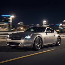Action Shot: Nissan, Infiniti 370Z, G37 Driving Fast