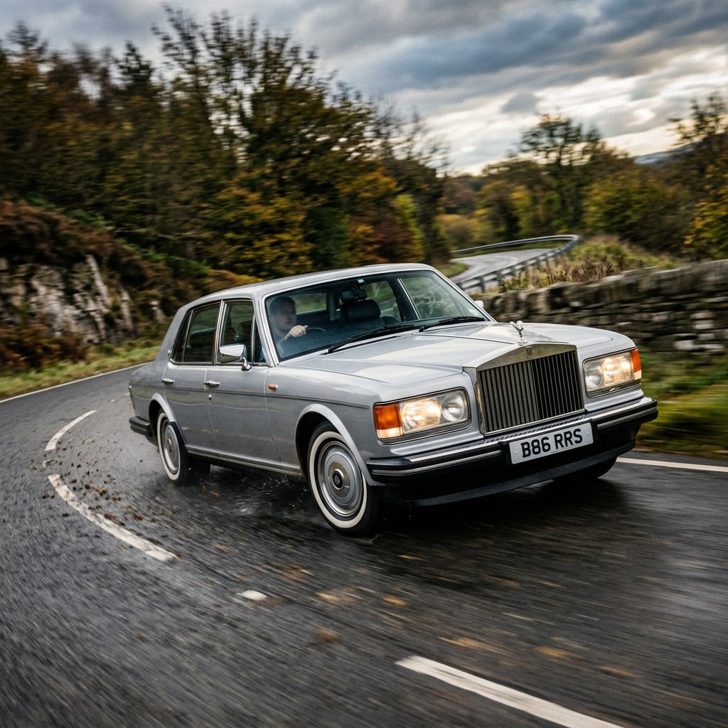 Action Shot: Rolls Royce Silver Spirit,Silver Spur Driving Fast