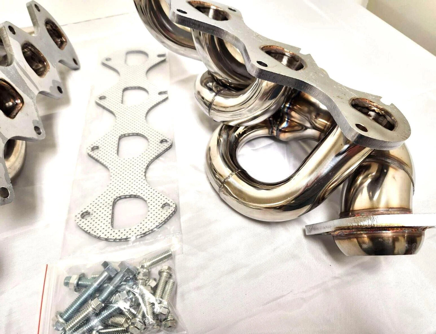 Exhaust Manifold Headers Shorty for Ford Mustang GT (2005-2010) 4.6L V8