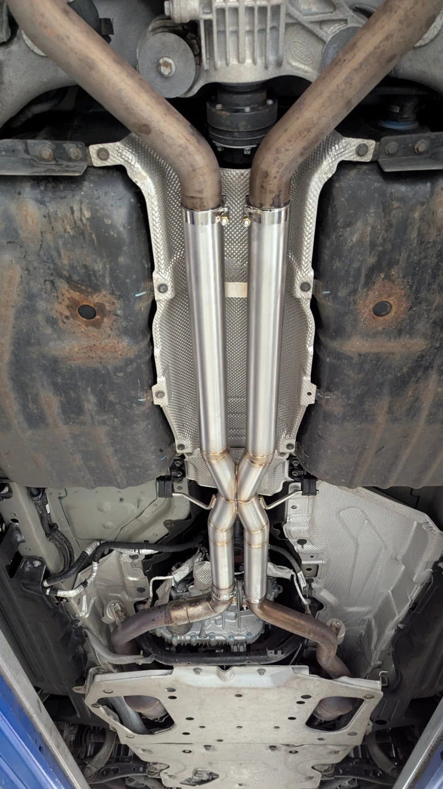 Exhaust X-Pipe for Land Rover Range Rover SVR (2015-2022) 5.0L