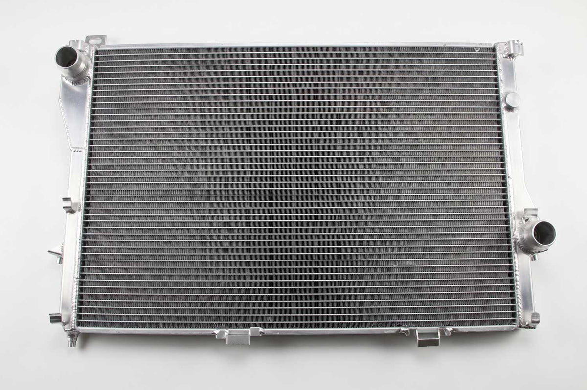 Performance Radiator for BMW E38 735i 735iL 740i 750i (1998-2001) 3.5L 4.4L 5.4L