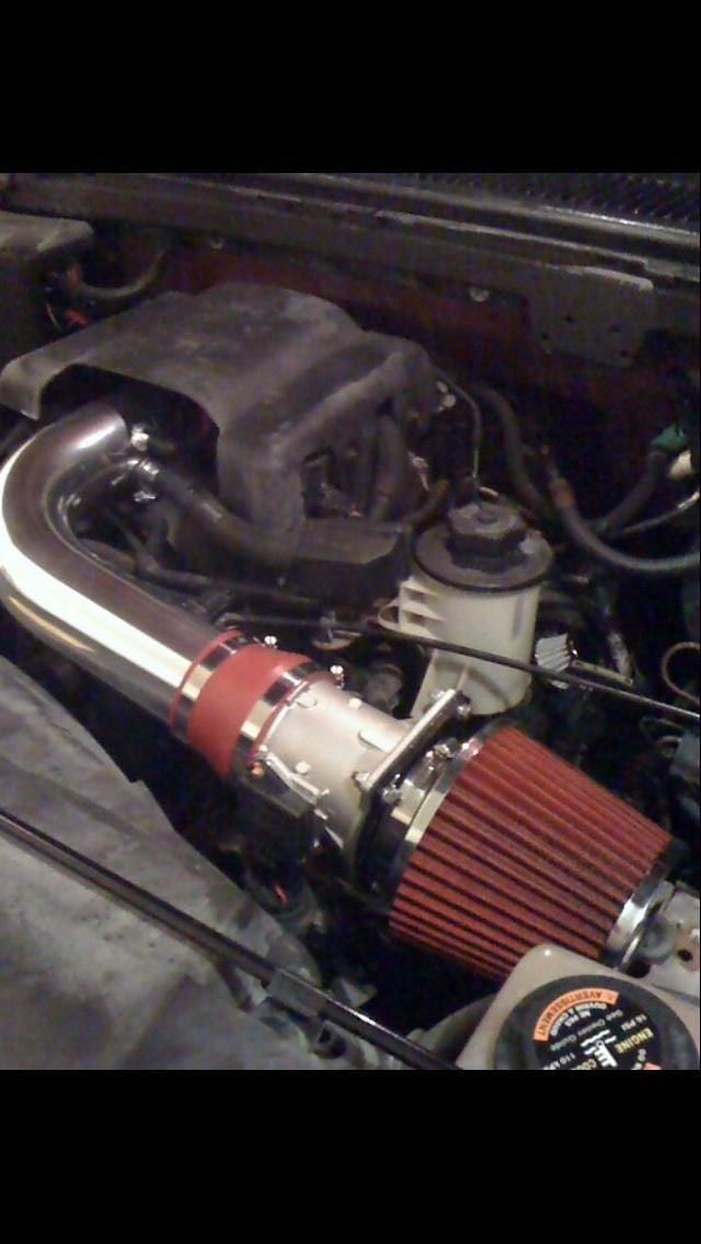 Short Air Intake for Ford F150/Expedition (1997-2003) 4.6/5.4L V8 Engines